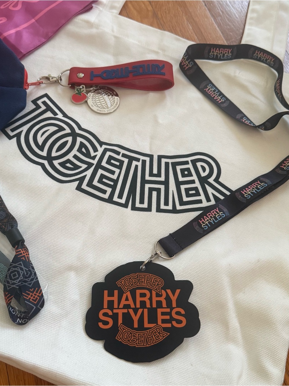 Harry Styles VIP Merch bundle - Picture 7 of 7